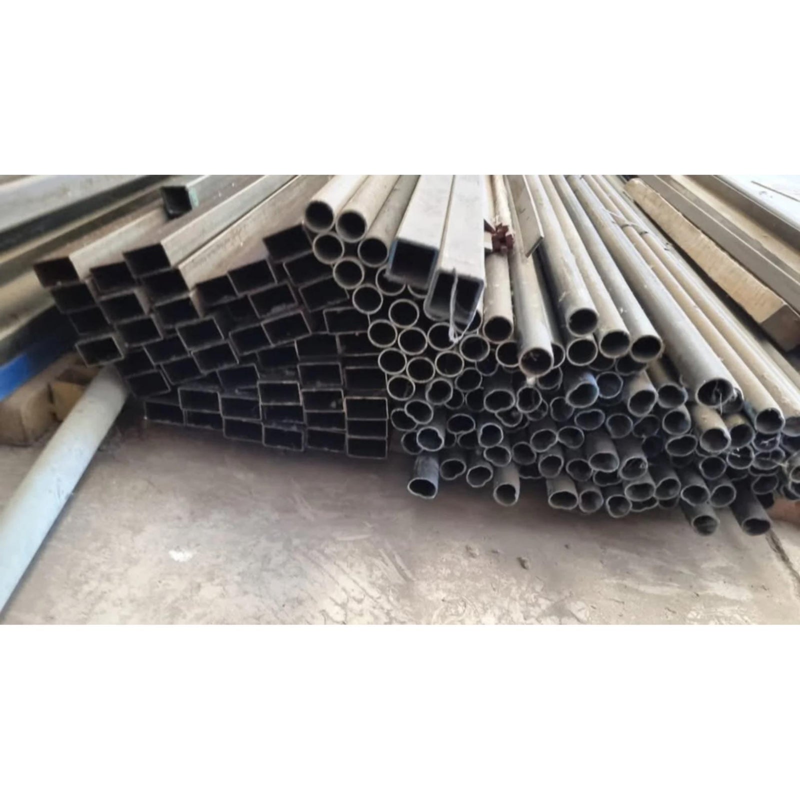 Perfil Tubo Industrial Rectangular 50x30x1.5mm X6mts.